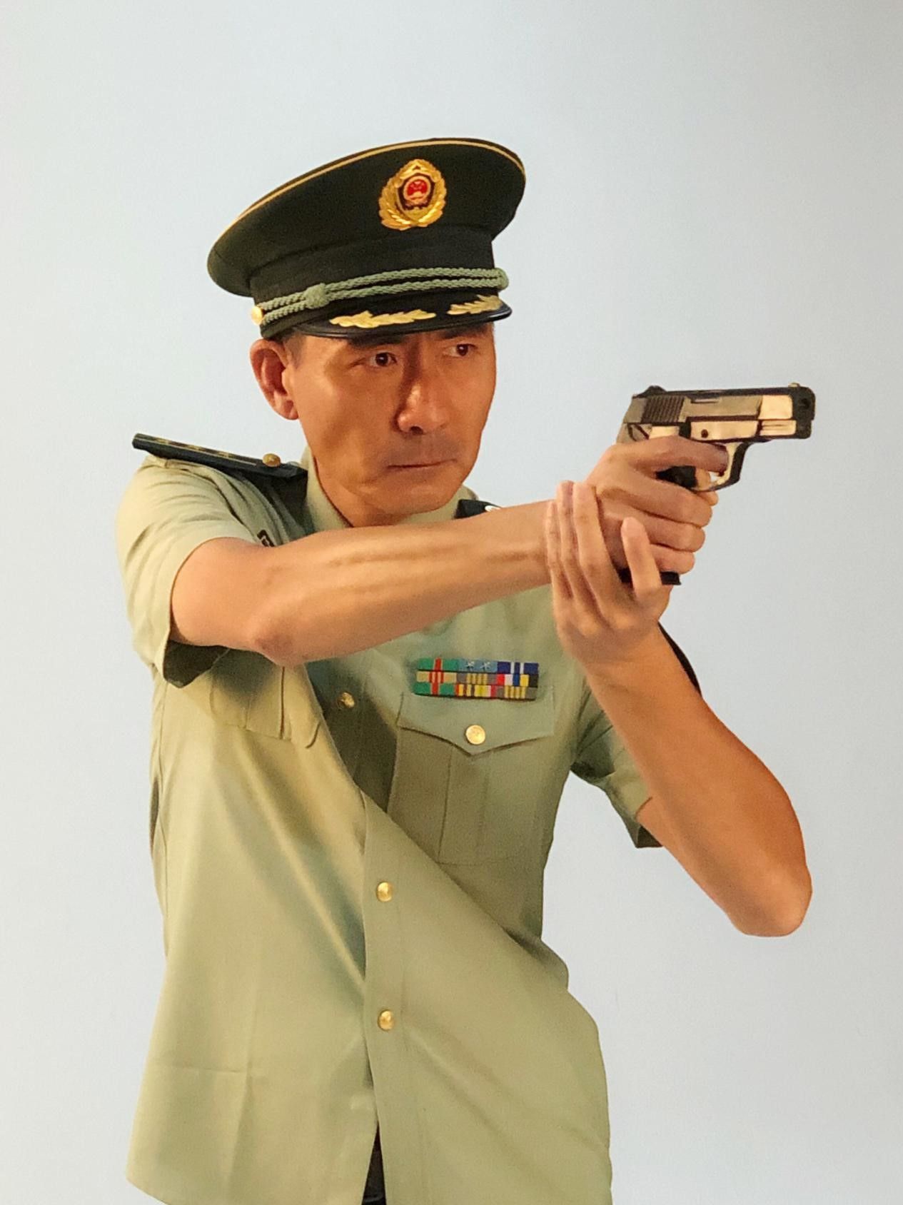 利刃破冰手机版(利刃破冰电影 高清电影)-第2张图片-QuickQ官网